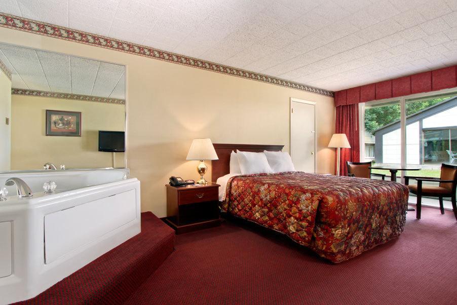 Days Inn East Stroudsburg Rom bilde